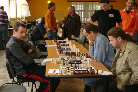 Medzinárodný šachový turnaj v Liptovských Sliačoch 15-17 apríl 2011